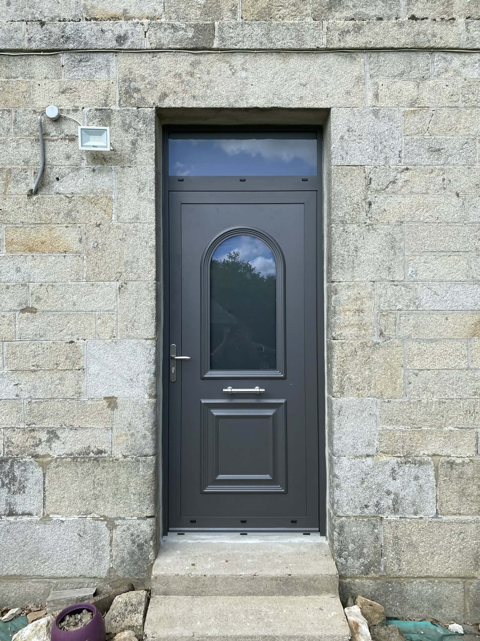 Menuiserie extérieure - portail coulissant